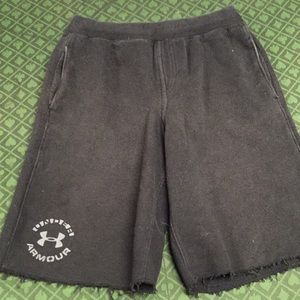 Under armor boys sweat shorts size large